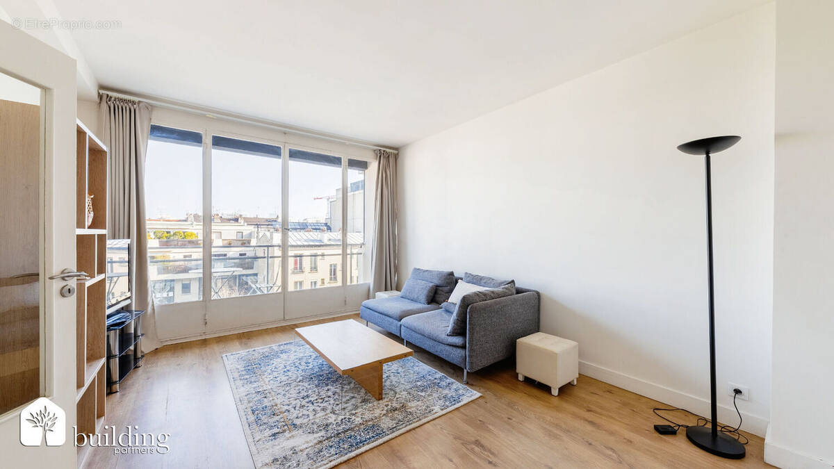 Appartement à LEVALLOIS-PERRET