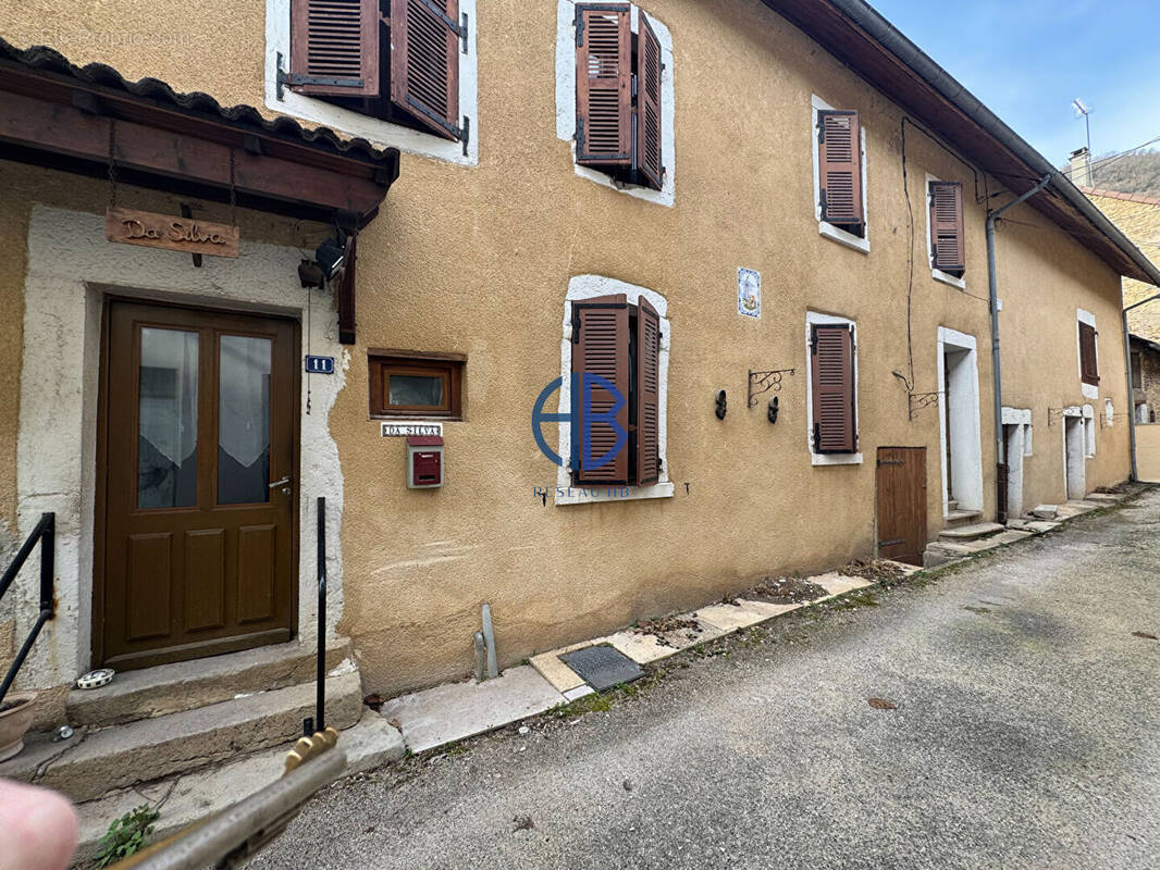 Maison à VILLEBOIS