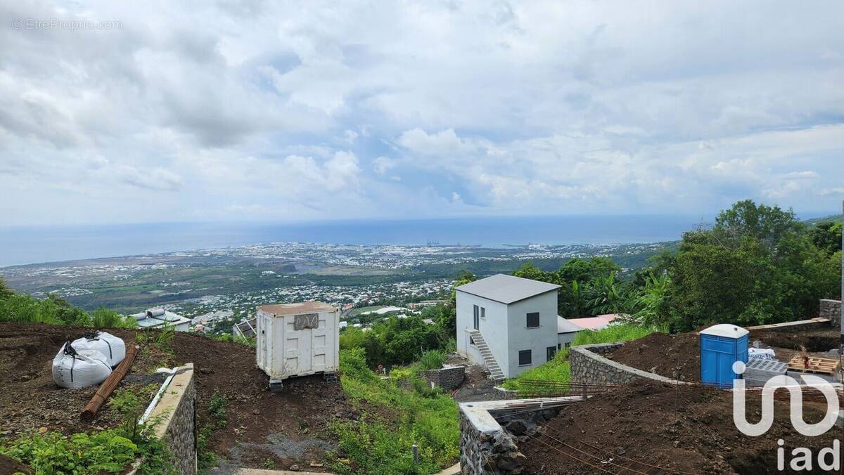 Photo 1 - Terrain à SAINT-PIERRE