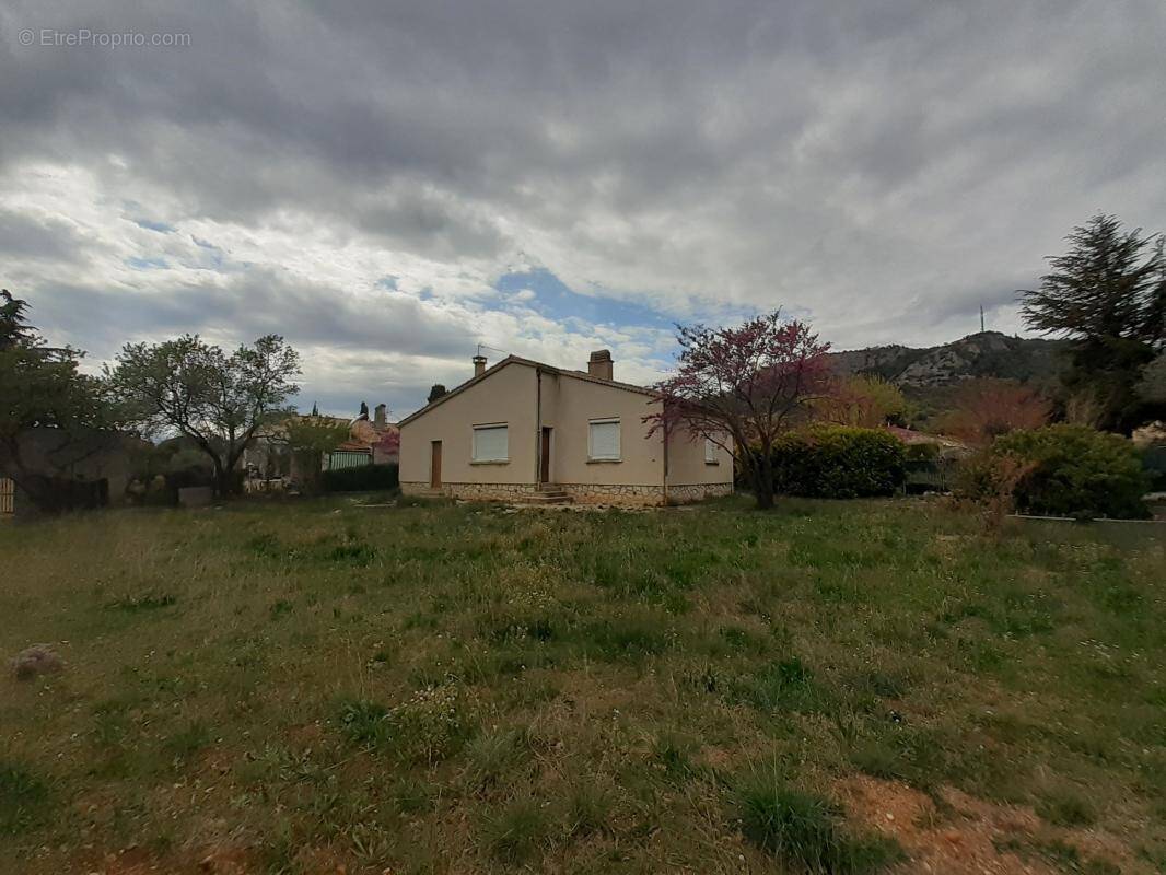 Maison à CHATEAU-ARNOUX-SAINT-AUBAN