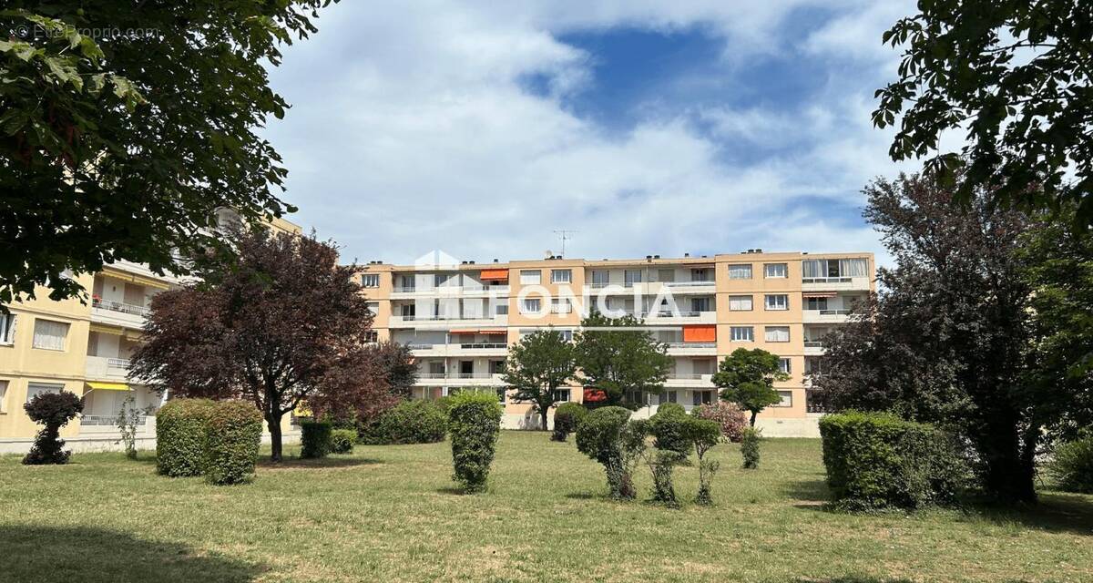 Appartement à BRIGNOLES