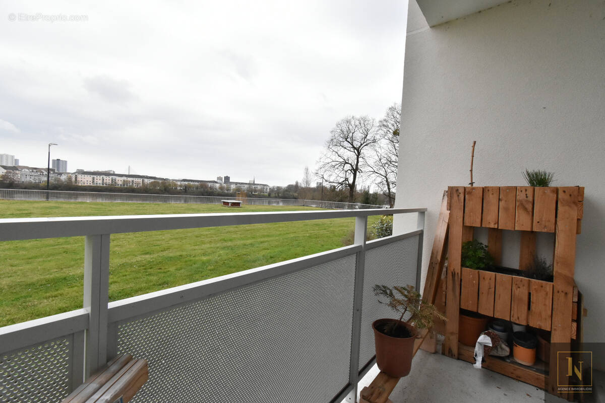 Appartement à SAINT-SEBASTIEN-SUR-LOIRE