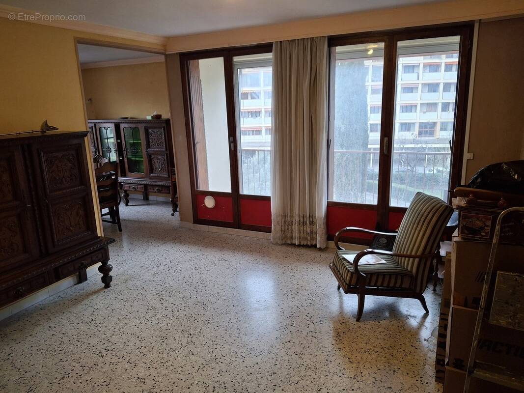 Appartement à AUBAGNE