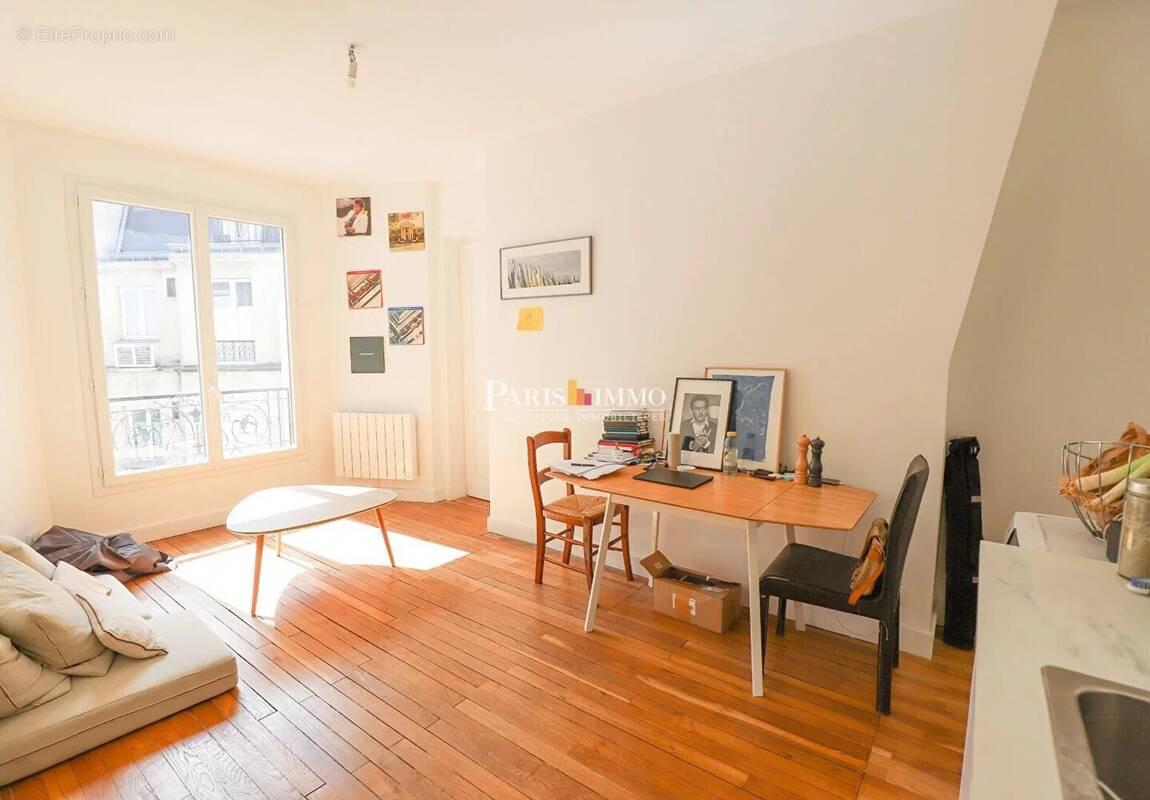 Appartement à PARIS-18E