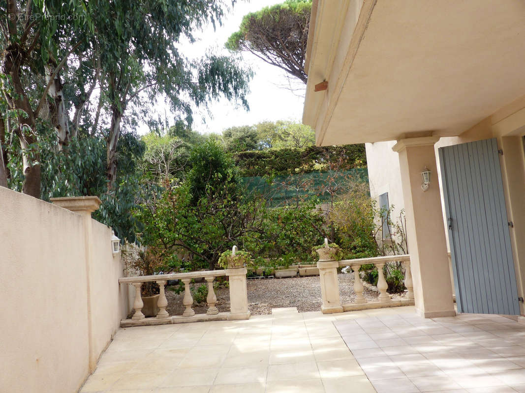 Maison à FREJUS