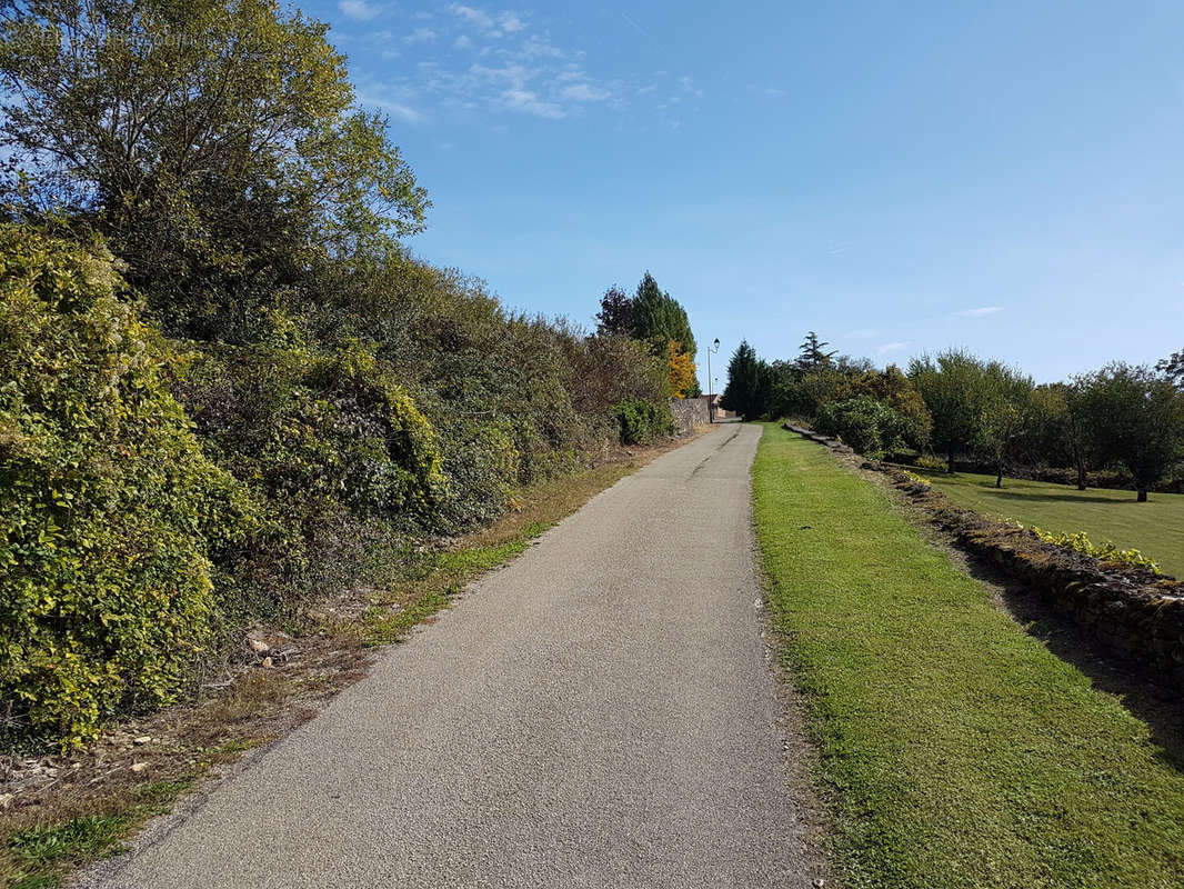 Terrain à ANNAY-LA-COTE