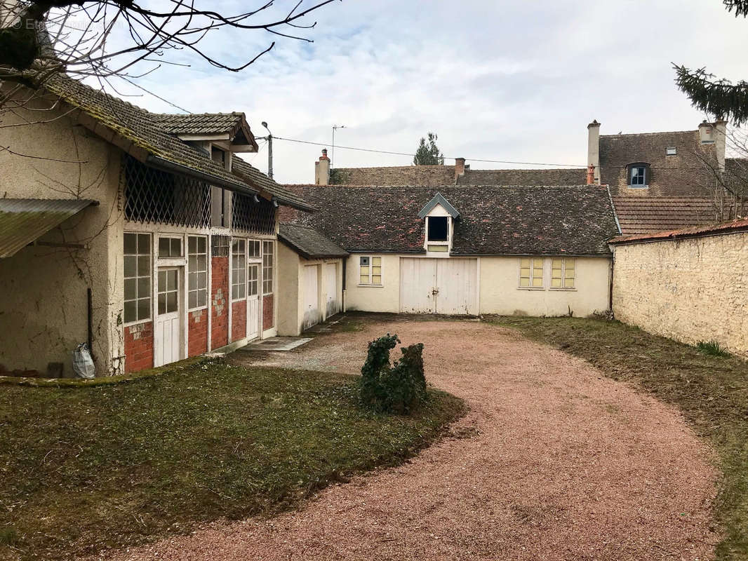 Maison à BEAUNE