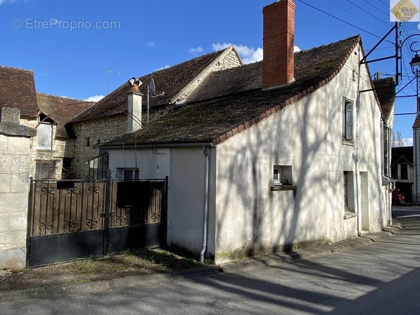 Maison à LESIGNY