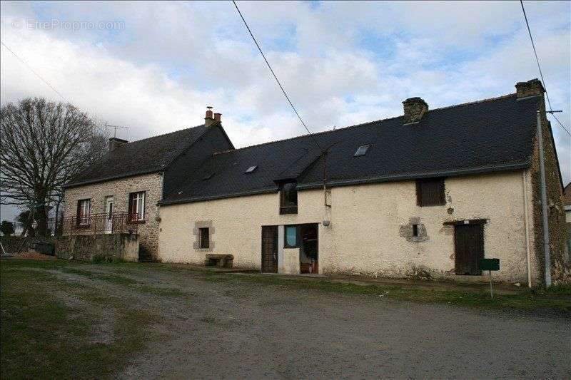 Maison à GUEGON