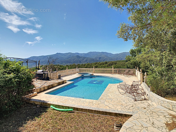 Maison à CERET