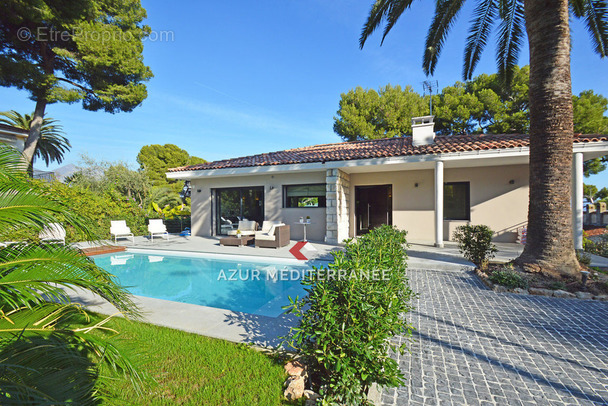 Maison à ROQUEBRUNE-CAP-MARTIN