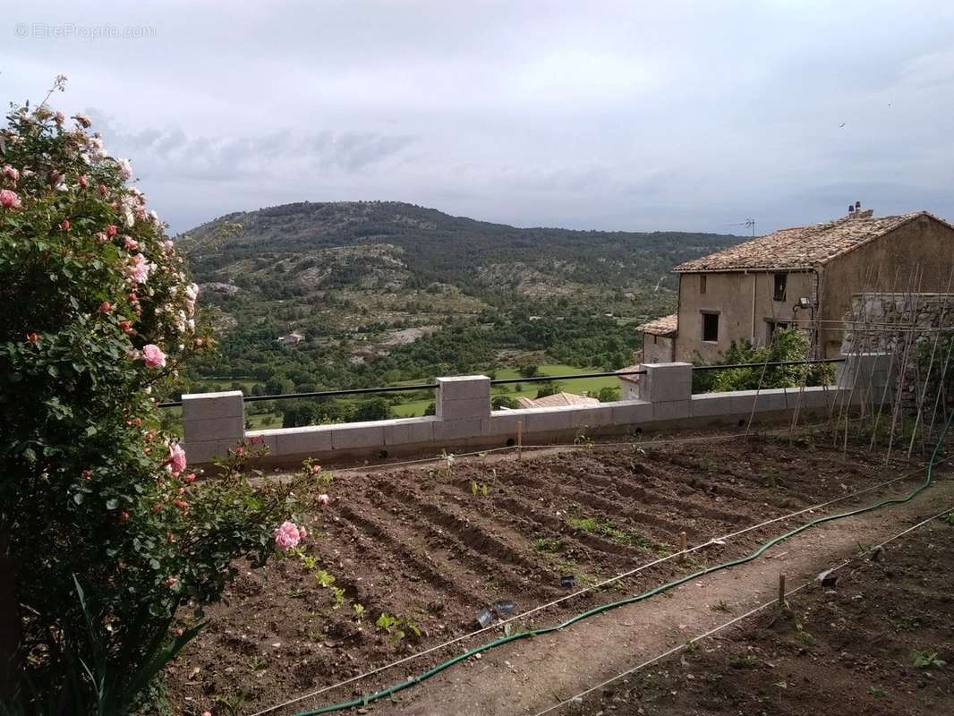 Maison à COURSEGOULES