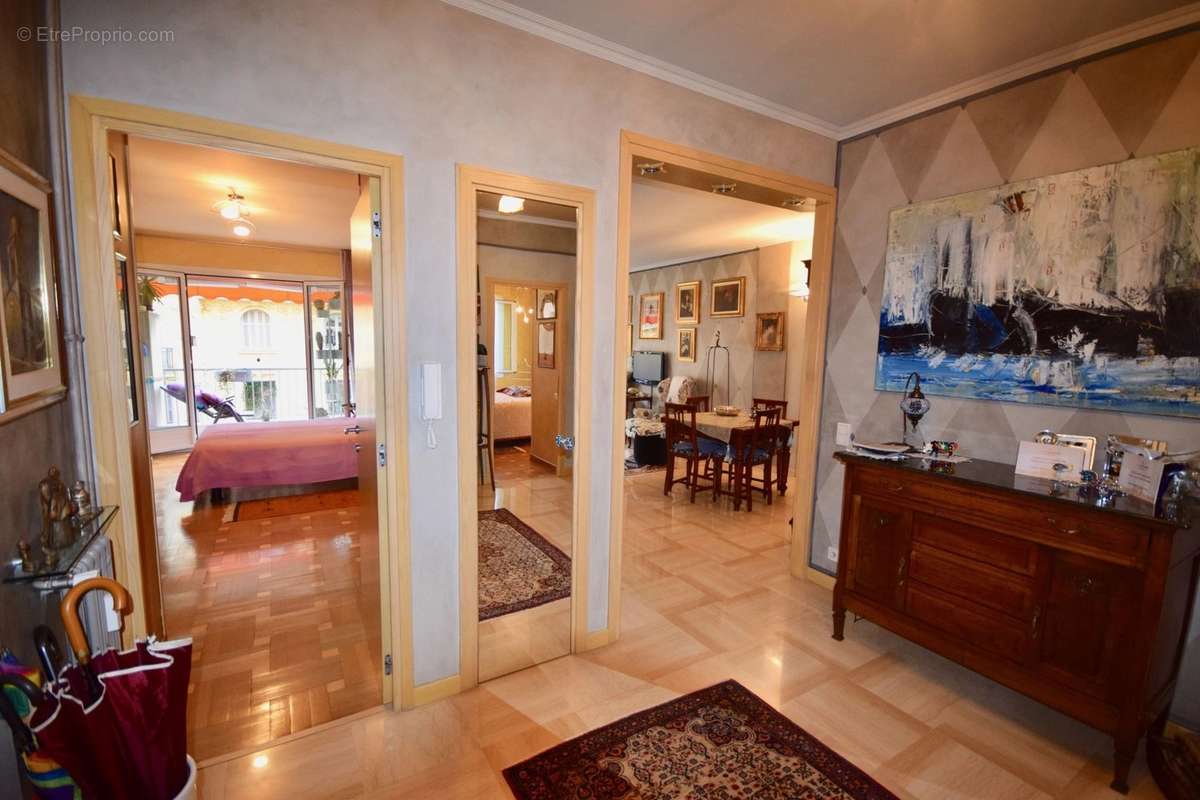 Appartement à NICE