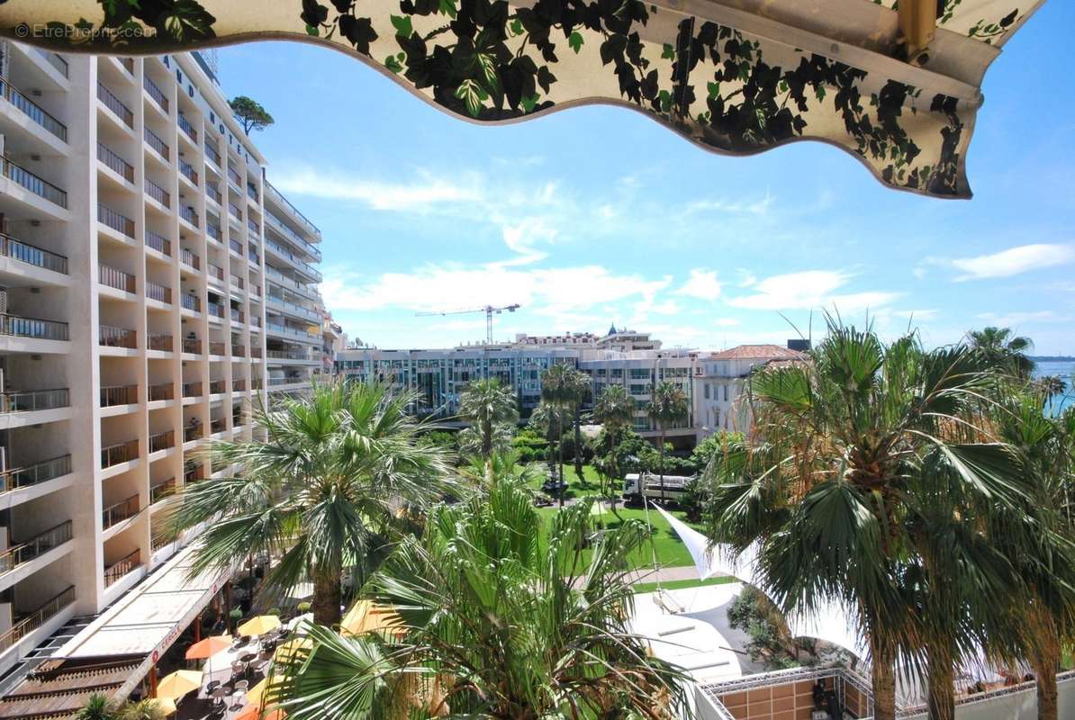 Appartement à CANNES