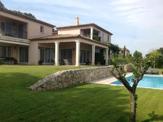 Maison à VILLENEUVE-LOUBET