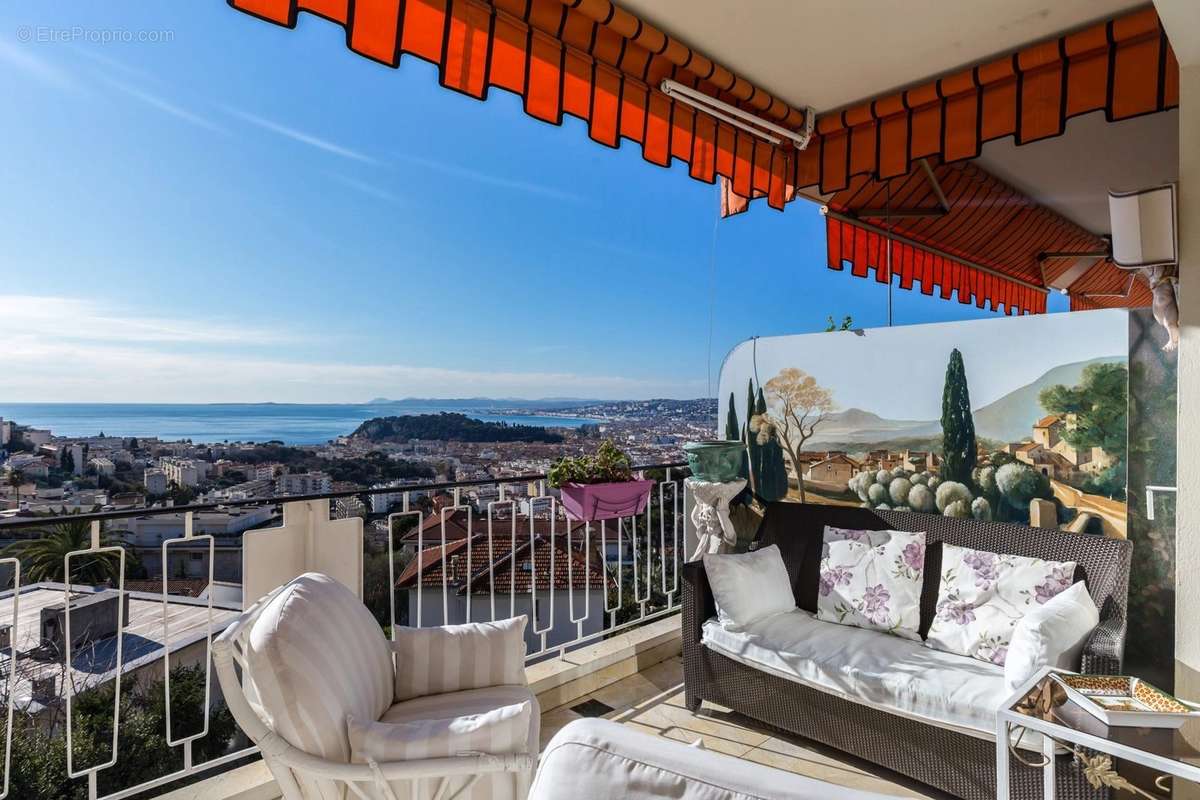 Appartement à NICE