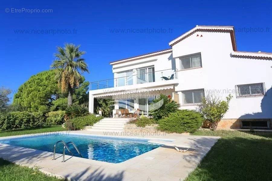 Maison à CAGNES-SUR-MER