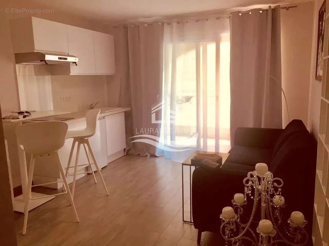 Appartement à BEAUSOLEIL