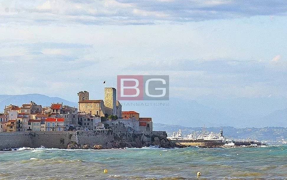 Commerce à ANTIBES