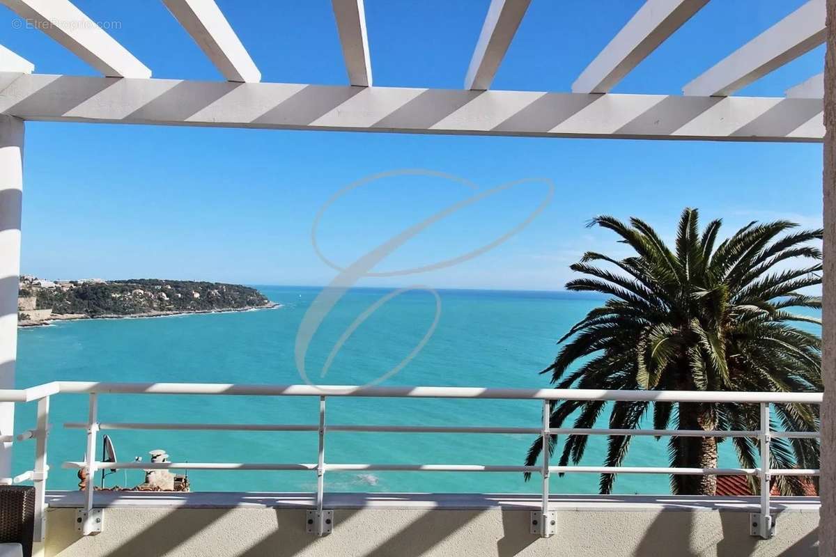 Appartement à ROQUEBRUNE-CAP-MARTIN