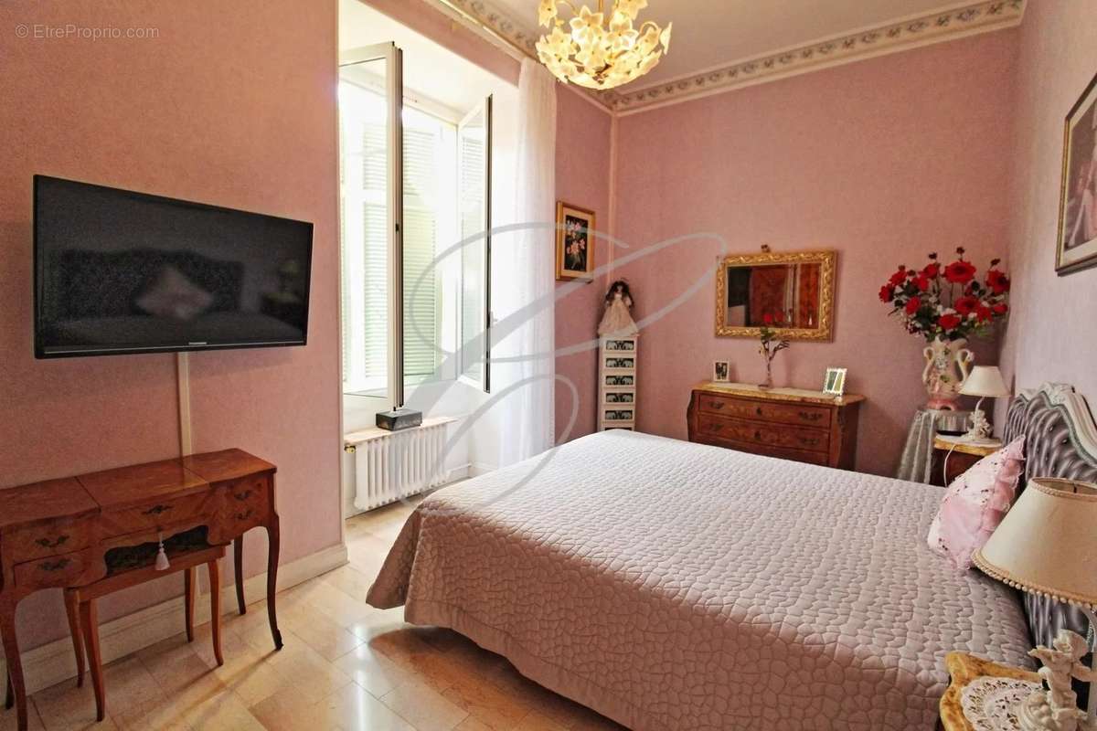 Appartement à MENTON