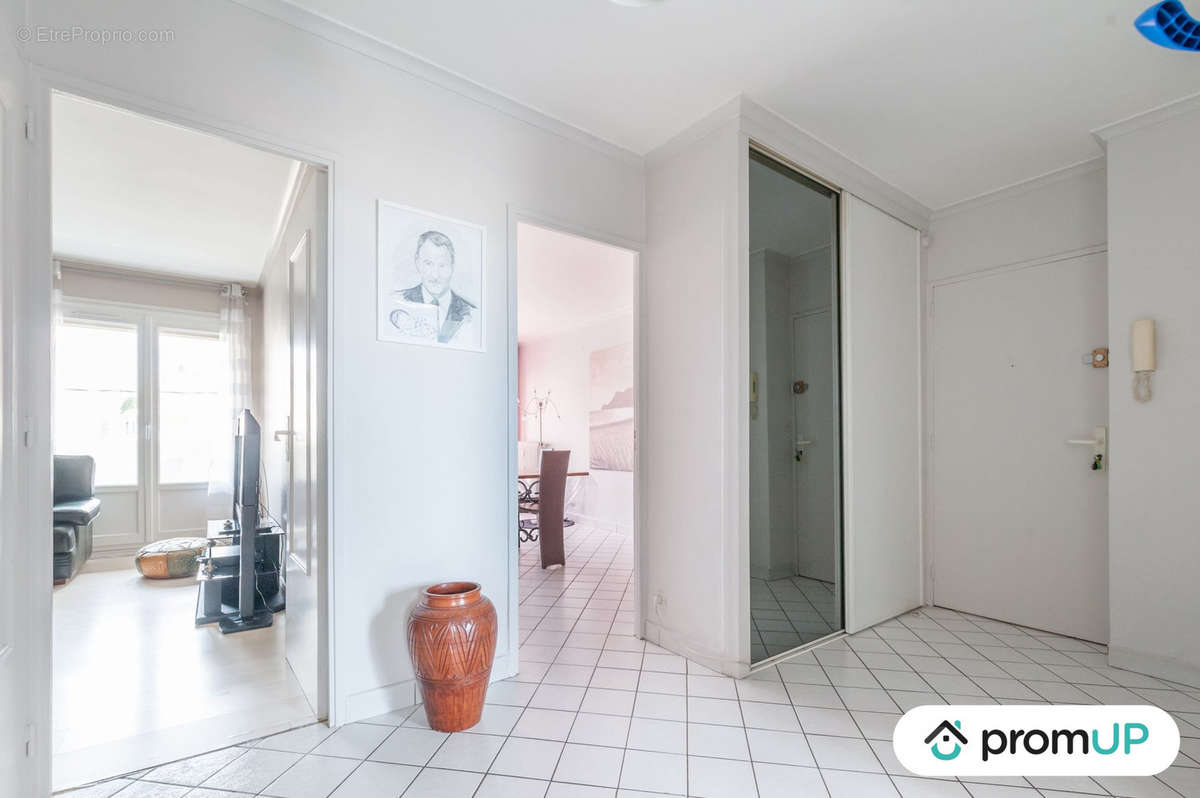 Appartement à SAINT-ETIENNE