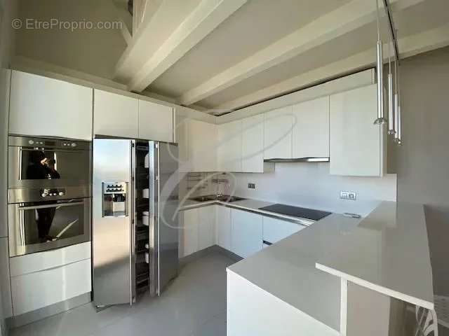 Appartement à ROQUEBRUNE-CAP-MARTIN