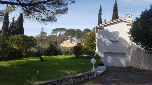 Maison à MOUGINS