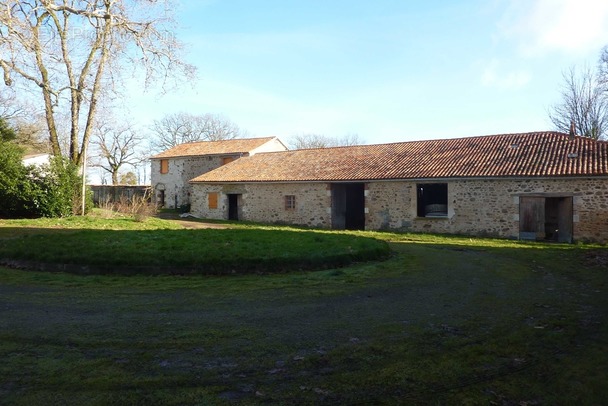 Maison à CONFOLENS