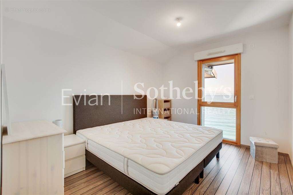 Appartement à EVIAN-LES-BAINS