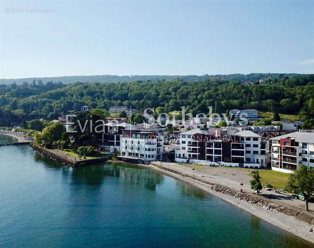 Appartement à EVIAN-LES-BAINS