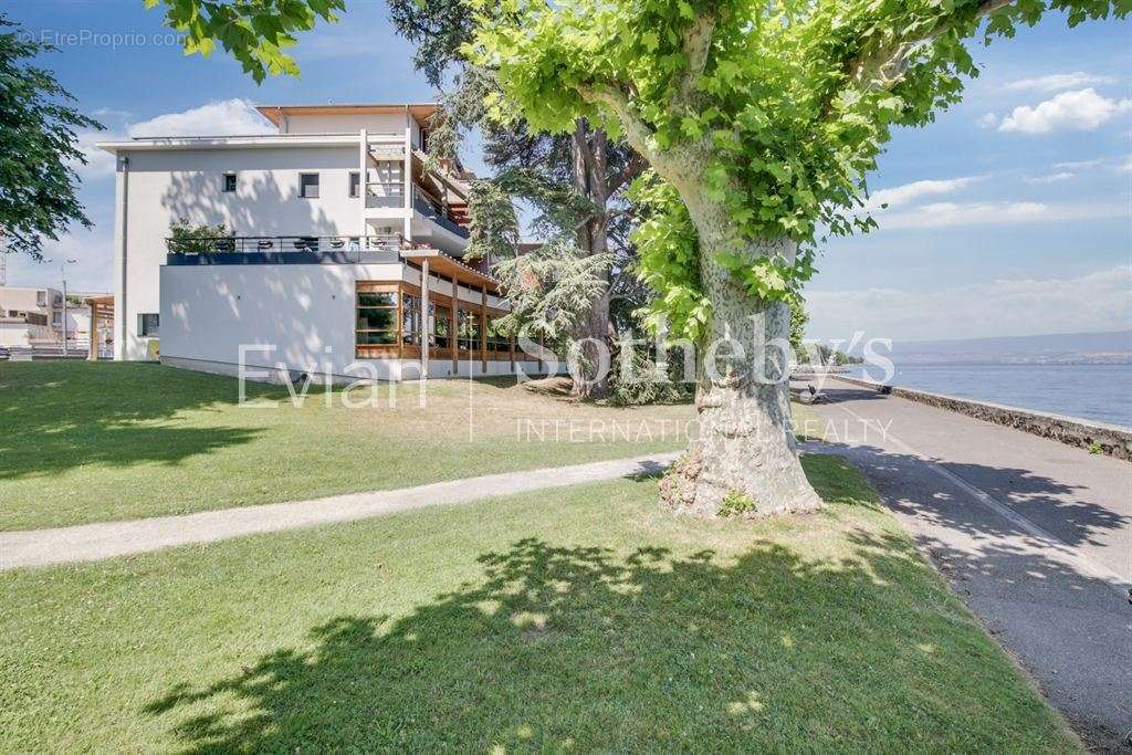 Appartement à EVIAN-LES-BAINS