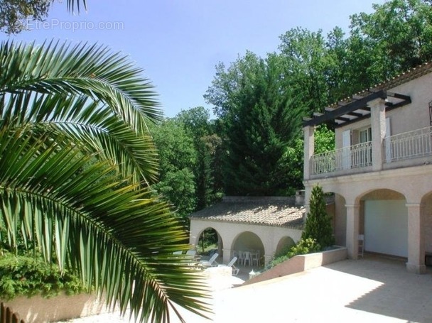 Maison à LES ADRETS-DE-L&#039;ESTEREL