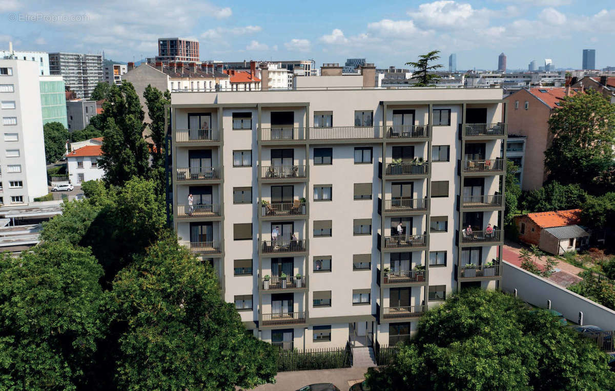 Lyon 7ème réhabilitation à 15 min de part-dieu en métro b à Lyon 7e Arrondissement