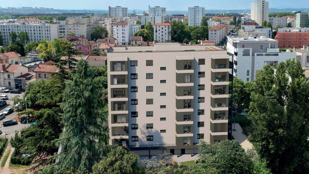 Lyon 7ème réhabilitation à 15 min de part-dieu en métro b à Lyon 7e Arrondissement